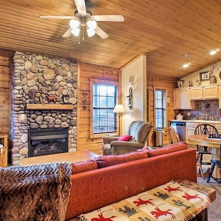 Апартаменты Cabin-Style Studio Right Off The Branson Strip! Экстерьер фото